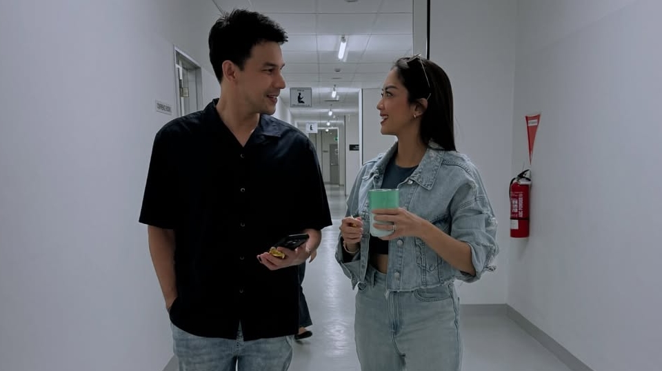 Ririn Dwi Ariyanti dan Jonathan Frizzy Diam-diam Sudah Tunangan?