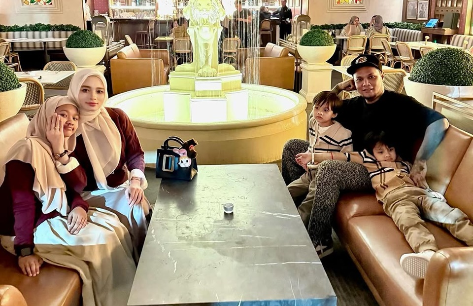 Inara Rusli dan Virgoun Bareng Anak-anak [Instagram]