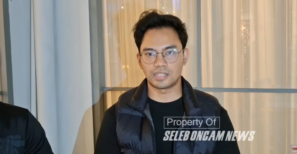 Insanul Fahmi Pusing Urus Inara Dan Mawa [sumber: Youtube Seleb On Cam News]