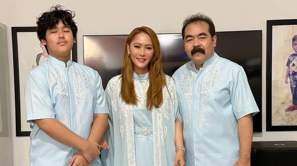 Inul Daratista Curhat Suka Sensi Gara-gara Putra Semata Wayang Makin Cuek