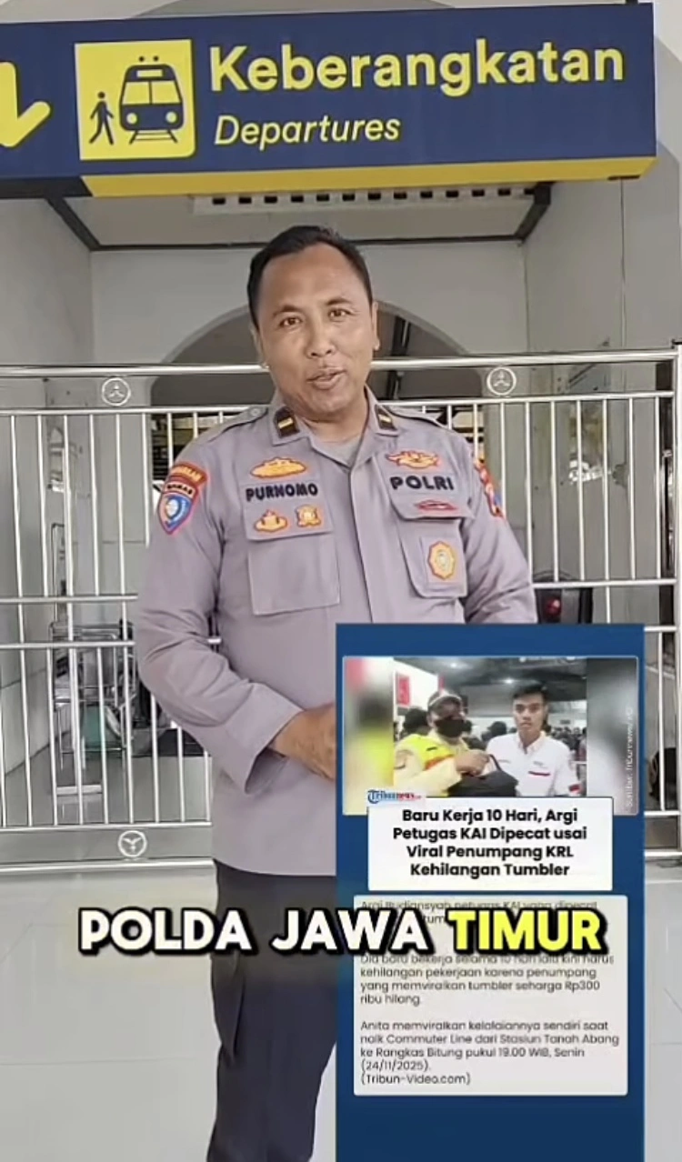 Ipda Purnomo Saat Membuat Video Memberi Hadiah Umrah Pada Argi (Instagram)