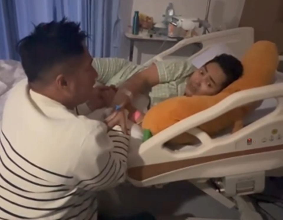 Bikin Sedih, Ini Detik-Detik Mpok Alpa Meninggal di Pelukan Suami