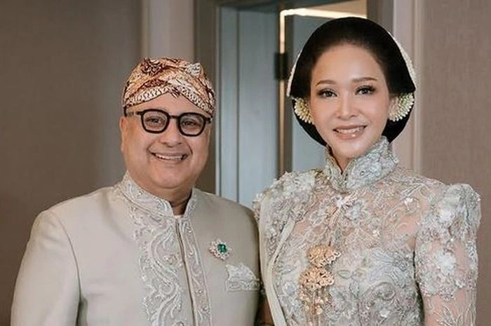 Irwan Mussry Dan Maia Estianty [sumber: Instagram Maiaestiantyreal]