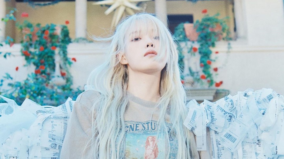 Anton RIIZE Pamerkan Foto Lawas Bareng IU Setelah Jadi Tamu di Konser HER