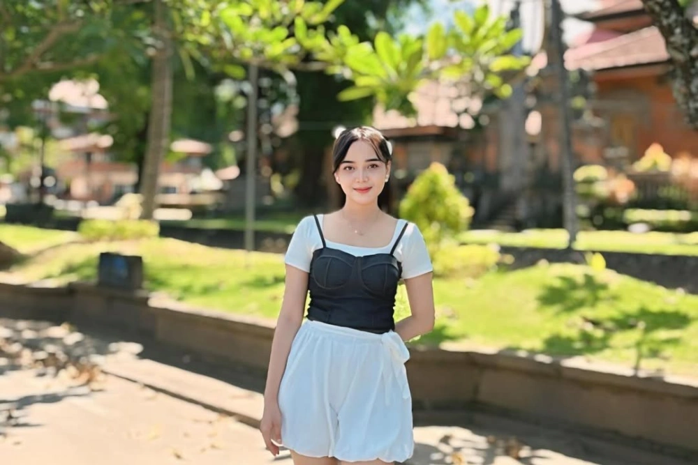 Iva Jeniva Yang Viral [Instagram]