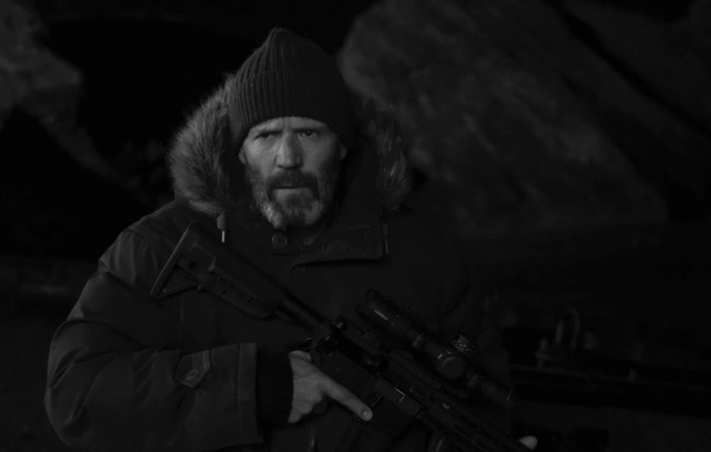 Jason Statham dalam film Shelter. [imdb]