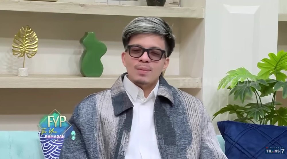 Jawaban Atta Halilintar Saat Disuruh Memilih Antara Aurel Hermansyah Atau Geni Faruk [sumber: Youtube Trans7 Official]