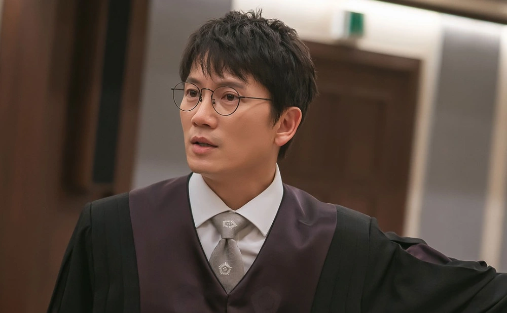 Ji Sung di The Judge Returns. (MBC)