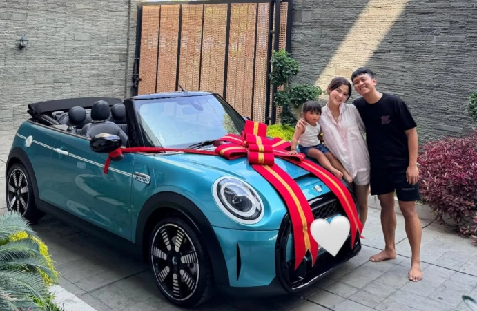 Kado Istimewa Denny Caknan Untuk Bella Bonita [Sumber: Instagram]