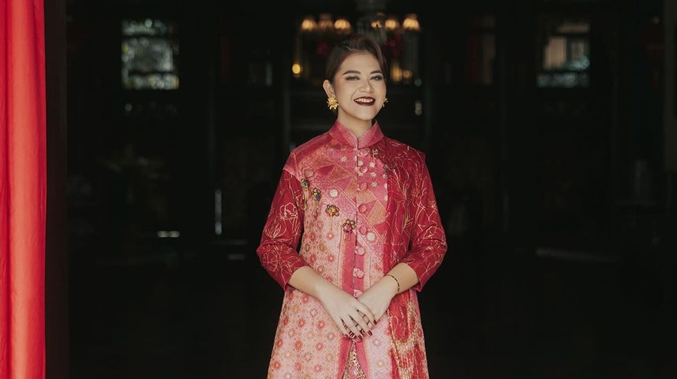 Kahiyang Ayu Foto Bareng Sang Ibu, Wajah Cantik Natural Curi Perhatian