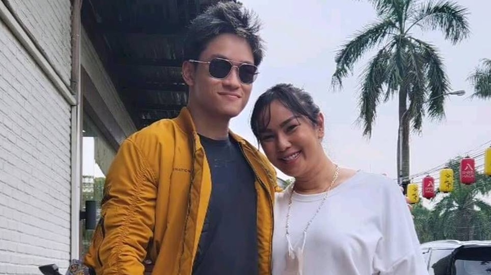 Mau Ketemu Azka Corbuzier, Kalina Oktarani Masakin Rawon Spesial