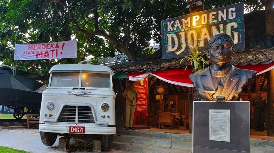 Kunjungi Museum Satria Mandala? Mampir ke Kampoeng Djoeang by KoStu Yuk!