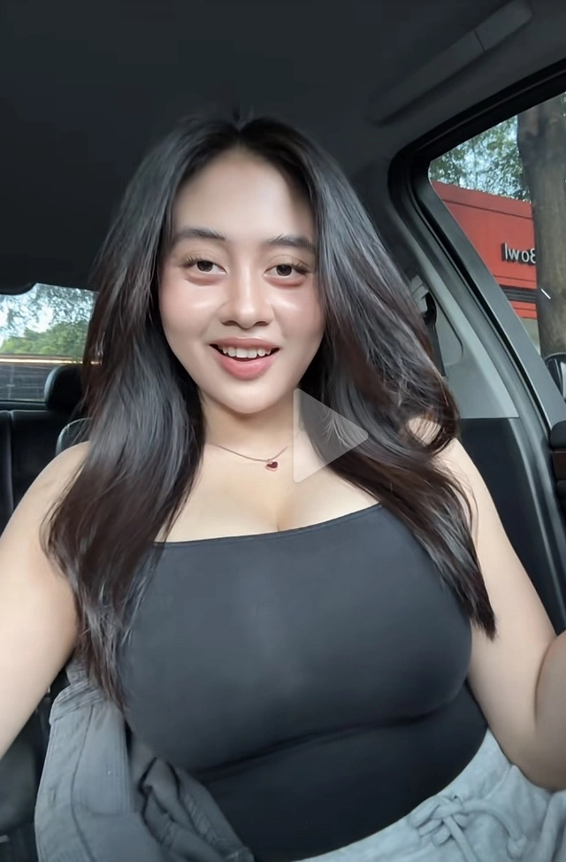 Kara Tiktoker Seksi 2 [Tiktok]