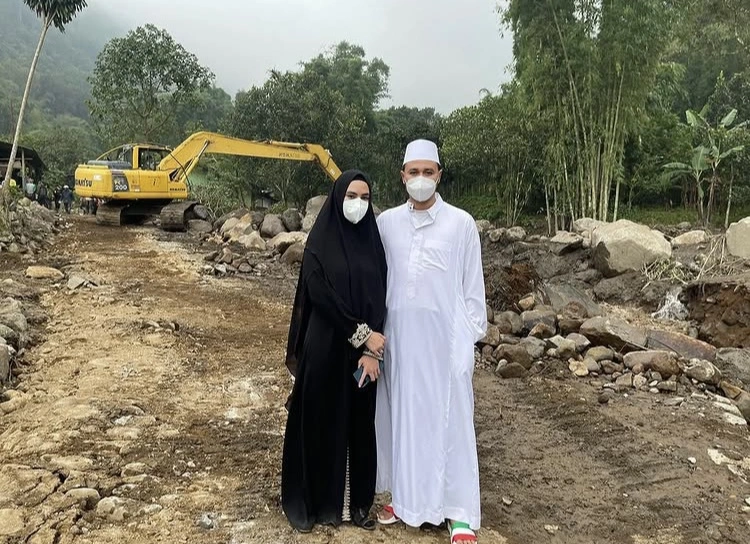 Kartika Putri Habib Usman Di Gunung Mas (Instagram)