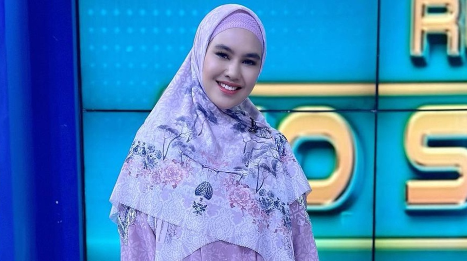 Kartika Putri Minta Para Capres Tunjukkan Kemampuan Ngaji