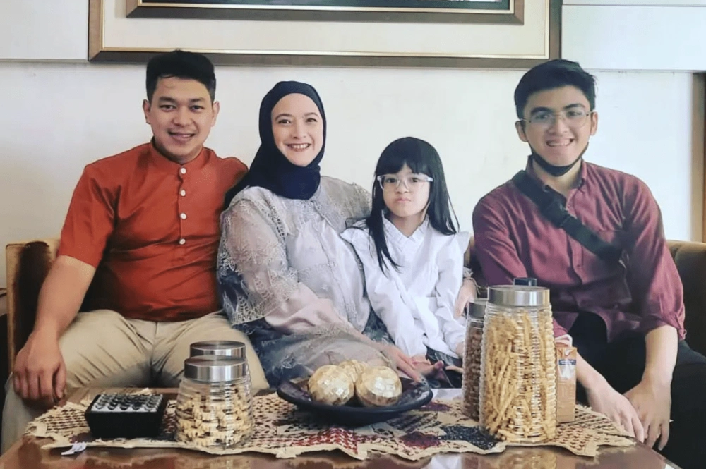 Keluarga Andhara Early Dan Bugi Ramadhana [Min]
