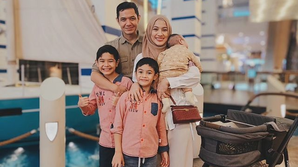 Paras Cantik Anak Ketiga Dude Harlino dan Alyssa Soebandono Akhirnya Diungkap!