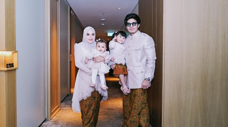 Atta Halilintar Bareng Istri dan Anak-anak [Instagram]