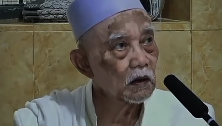 Namanya Tercatut dalam Acara Xpose Trans7, Ini Profil Lengkap KH Anwar Mansur