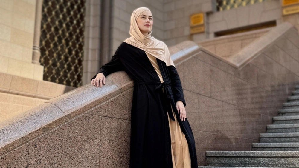 Kimberly Ryder minta jodoh yang terbaik di Tanah Suci. [Instagram]