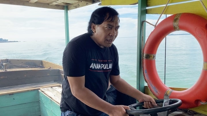 Honor Komeng Ngelawak vs Gaji DPD RI, Besar Mana?