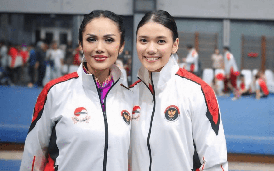 Krisdayanti Ikut Kontingen Wushu Indonesia Ke China.  [Instagram]