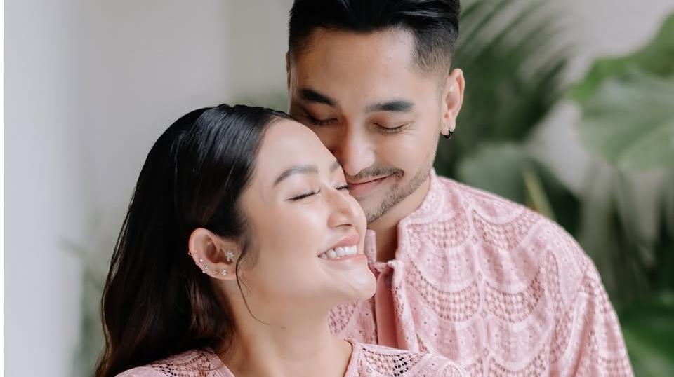 Sambil Nangis, Krisjiana Baharudin Ungkap Kecewa Lucinta Luna Buka Luka Lama Siti Badriah