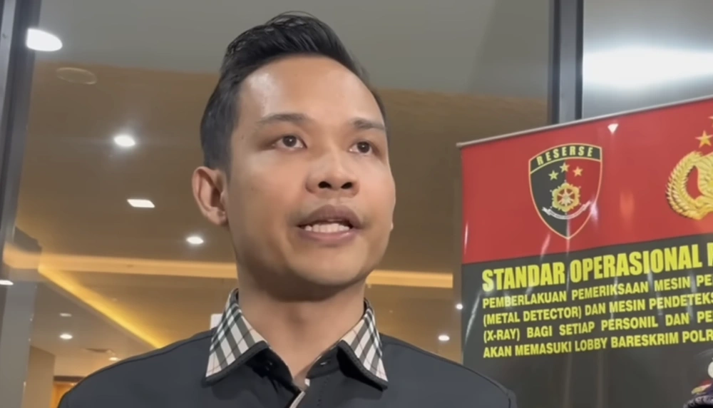 Kuasa Hukum Sopir Inara Rusli Sukardi S.H., M.H. [YouTube/Reyben Entertainment]