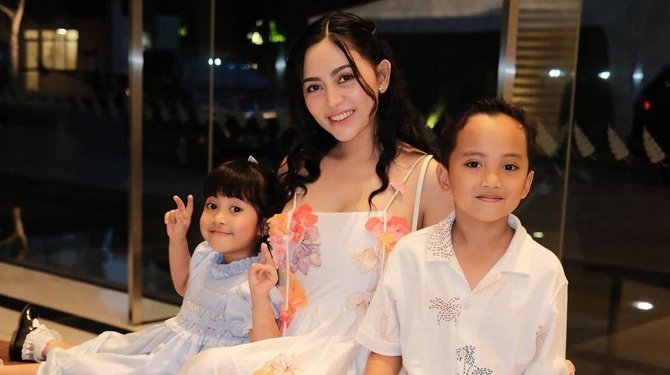 Beda Xabiru & Chava Anak Rachel Vennya Saat Sakit, Ada yang Nangis Tetap Pengen Sekolah