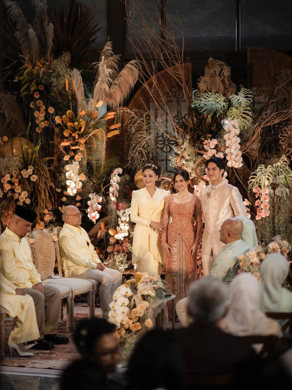 Lamaran El Rumi Dan Syifa Hadju [Sumber: Instagram Elelrumi]