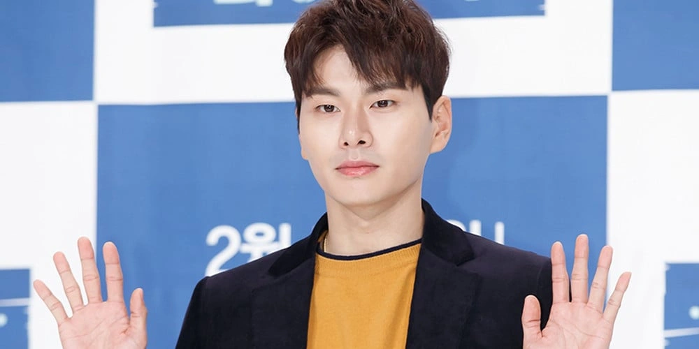 Lee Yi Kyung Allkpop
