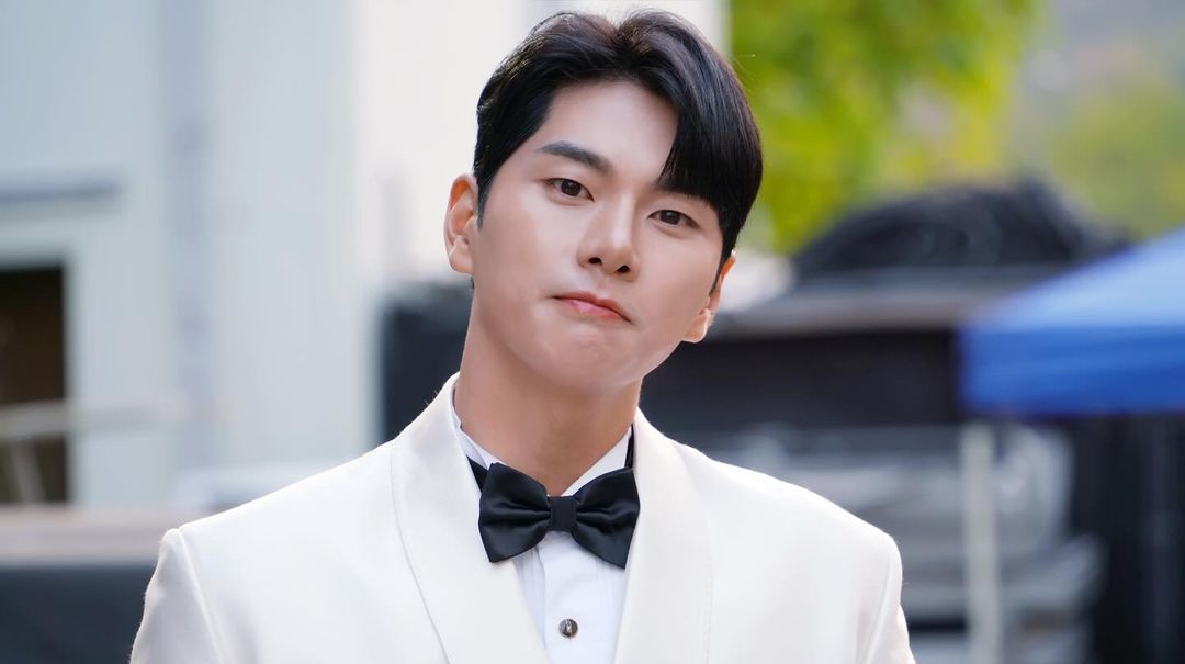 Lee Yi Kyung Ditanya Kapan Nikah Bolak-balik Sampe Nenek Pasrah