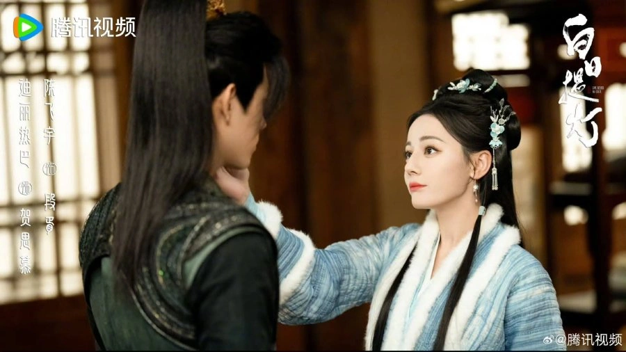 Love Beyond the Grave. (WeTV)