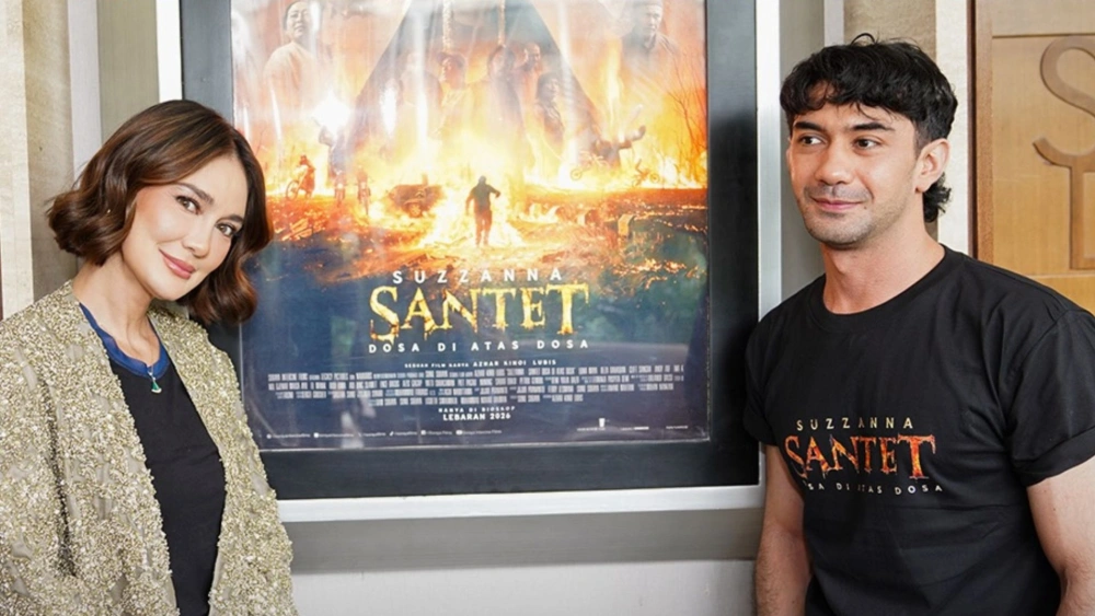 Reza Rahadian beradu akting dengan Luna Maya dalam film Suzzanna: Santet Dosa di Atas Dosa. [Instagram]