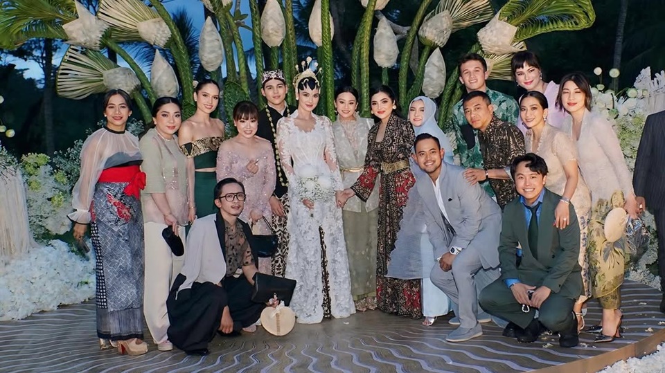Selebriti dan Publik Figur di Pernikahan Luna Maya - Maxime Bouttier [Instagram]