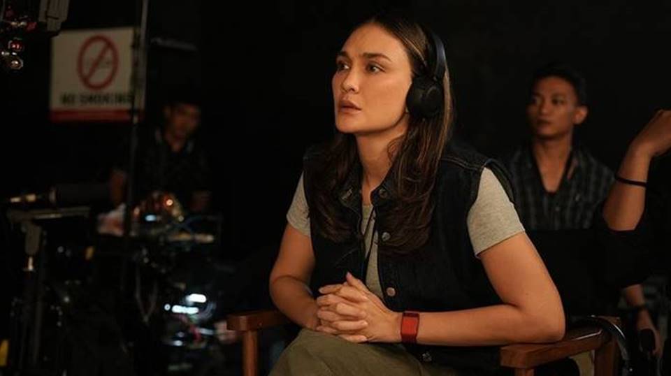 3 Potret Serius Luna Maya Debut Jadi Sutradara: Nggak Sabar!