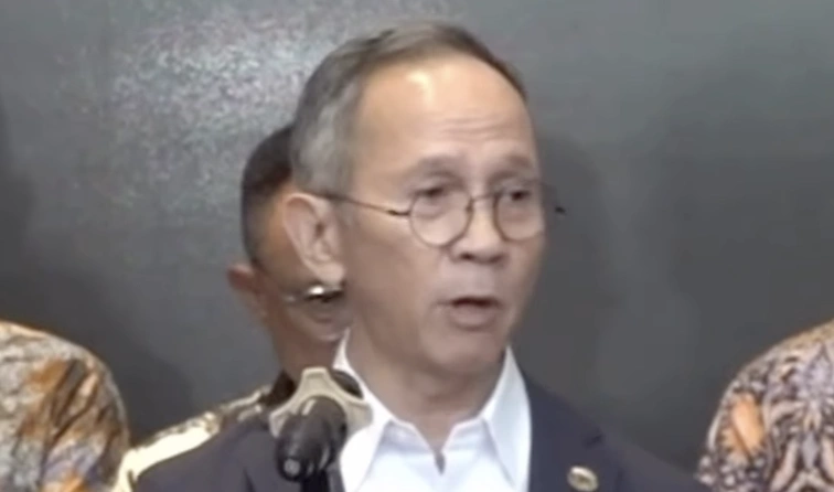 Mahendra Siregar mengundurkan diri dari jabatannya sebagai Ketua Dewan Komisioner OJK. [Instagram/OJK]