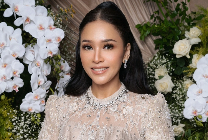 Maia Estianty Cantik Alami Sumber Instagram Maiaestiantyreal