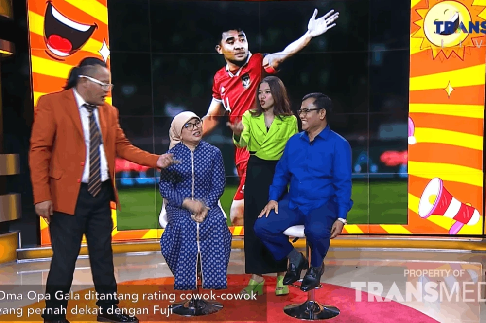 Mama Fuji berikan nilai terendah kepada Aisar Khaledd, namun Verrell mendapat nilai tertinggi. [YouTube/TransTV]