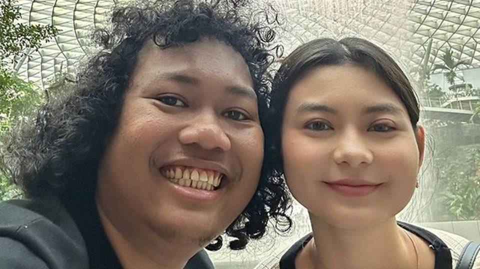 5 Potret Marshel Widianto Liburan Sama Istri Usai Gagal Maju Pilkada Tangsel