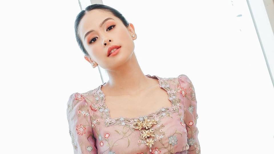 Maudy Ayunda Ikutan Mertua Berlibur ke Barcelona