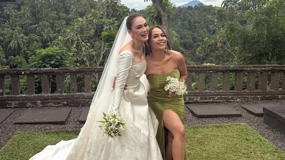 Melaney Ricardo di Pernikahan Luna Maya dan Maxime Bouttier [Instagram]