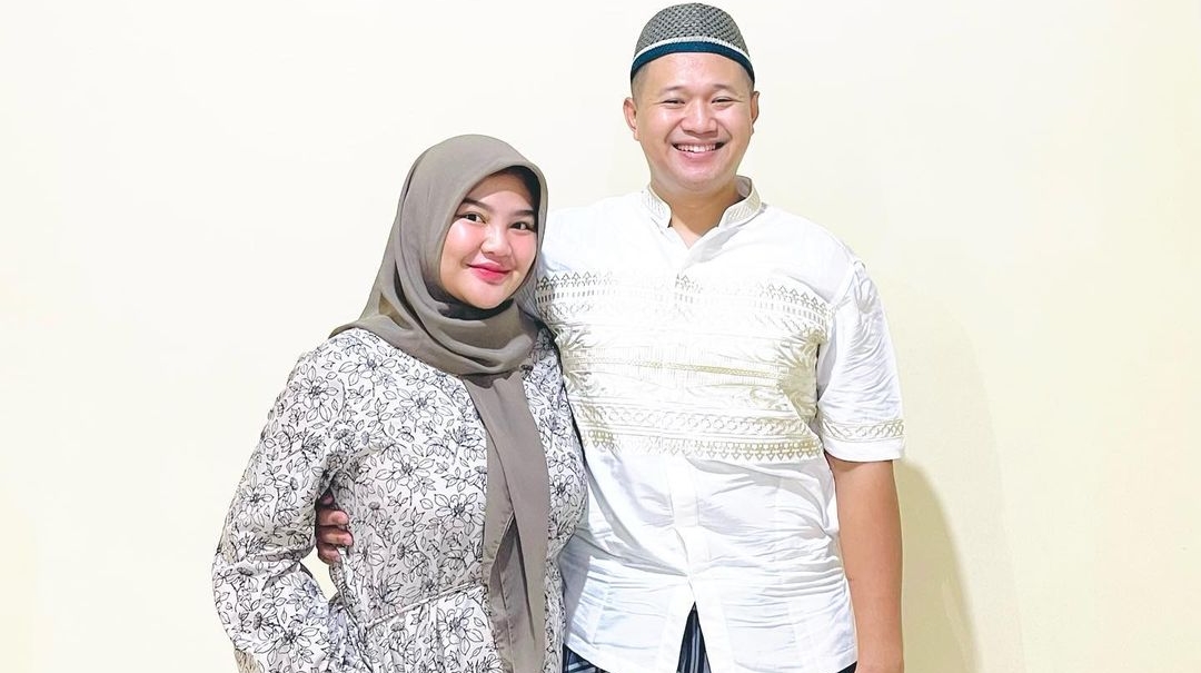 Rosa Meldianti Bagikan Video Maternity bareng Suami: Sama-sama Hamil