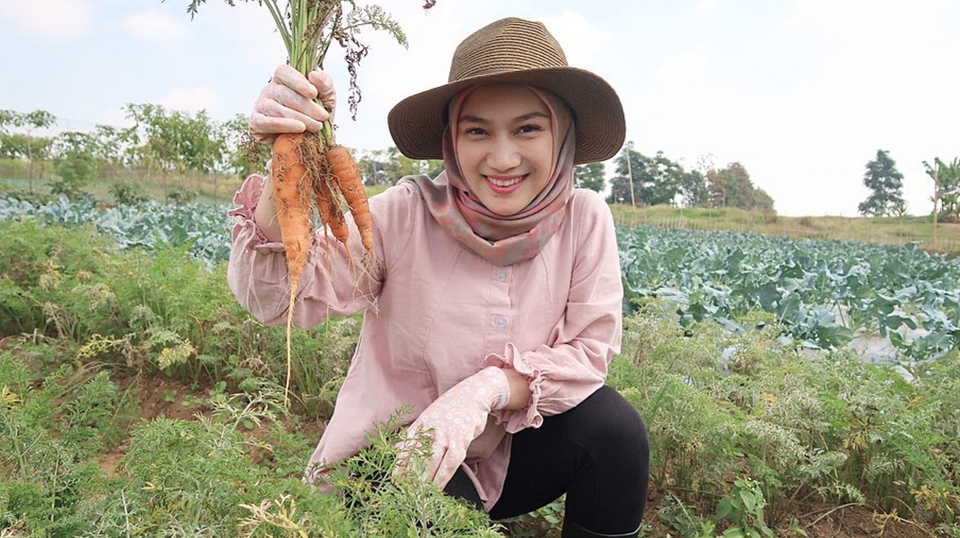 Ketimbang Raffi Ahmad, Melody Eks JKT48 Lebih Didukung jadi Duta Petani Milenial