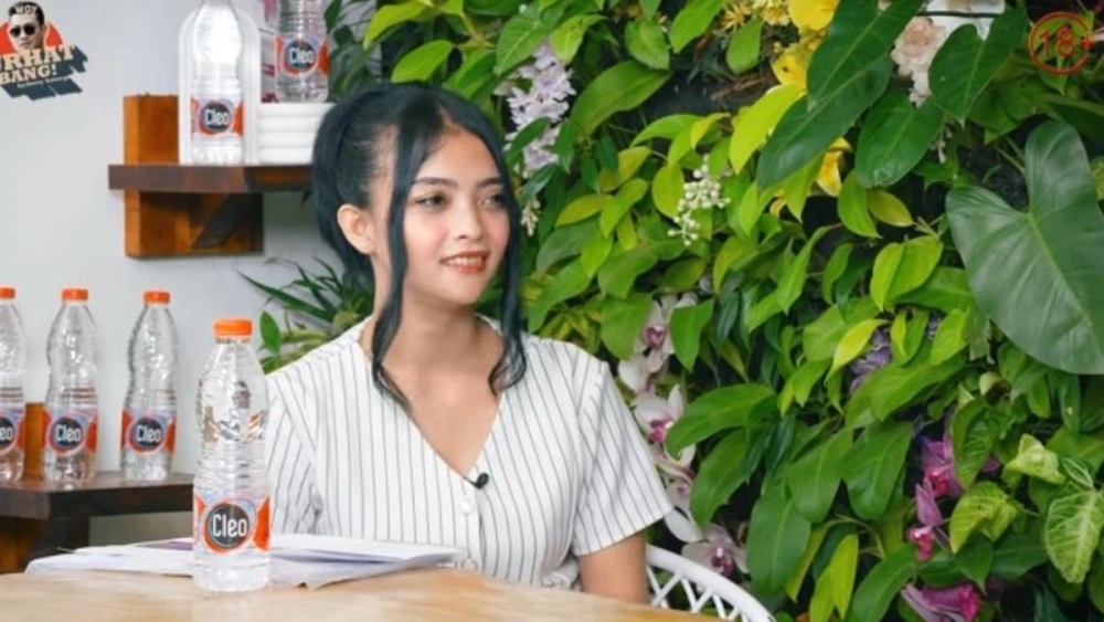 Menantu Firdha Razak Bantah Telah Lakukan Poliandri [sumber: Youtube Denny Sumargo]