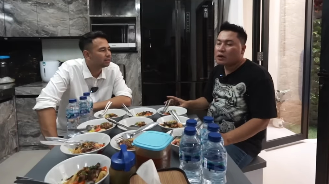 Soto Mie Bogor Merrynya Raffi Ahmad di Depok, Murah Tapi Gak Murahan!