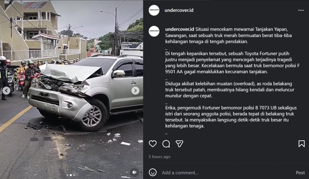 Mobil Fortuner Ringsek Menahan Truk Yang Gagal Naik Di Tanjakan Sawangan [Sumber: Instagram]