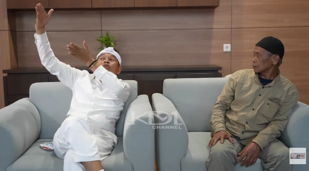 Momen Haru Ki Imang Tolak Tawaran Rp1 Miliar Dari Dedi Mulyadi [Sumber: Youtube]