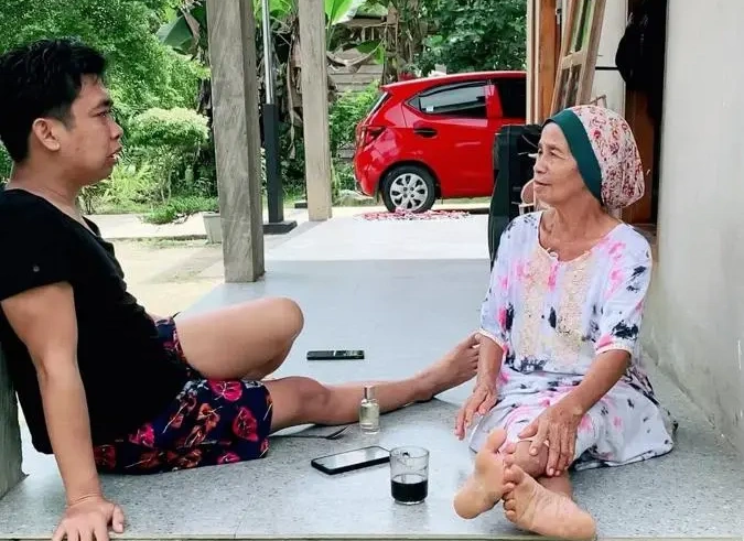 Momen Mimi Peri Dan Ibunda Instagram