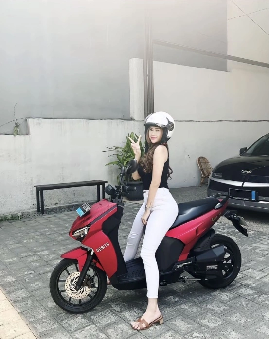 Motor Matic Aura Kasih [Instagram Aura Kasih]